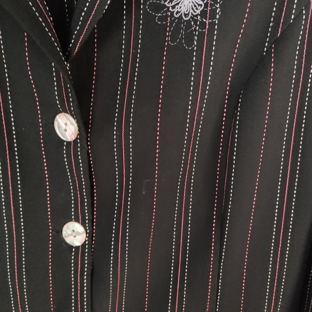 2/$40 Vanity Fair Dress Suit - Picture 4 of 9